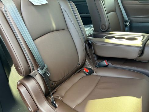 New 2026 Honda Odyssey Touring image 21