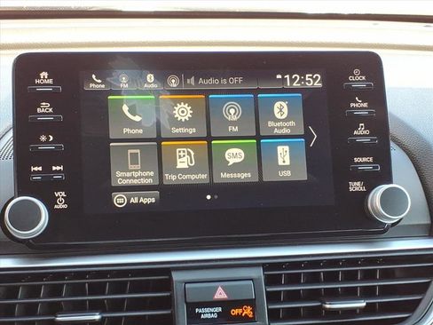 Used 2019 Honda Accord Sport image 9