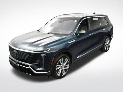 Used 2026 Cadillac Vistiq Luxury AWD/4WD image 18