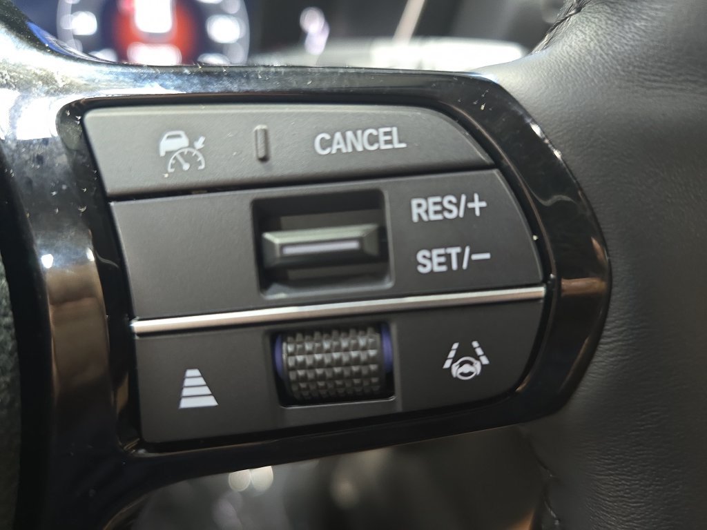 Used 2025 Honda Pilot Elite image 19