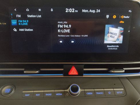 Used 2025 Hyundai Elantra SEL FWD image 25