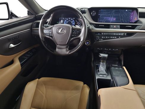 Used 2020 Lexus ES 300h w/ Accessory Package 2 FWD image 17
