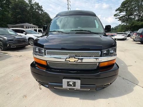 Used 2015 Chevrolet Express 2500 RWD image 21