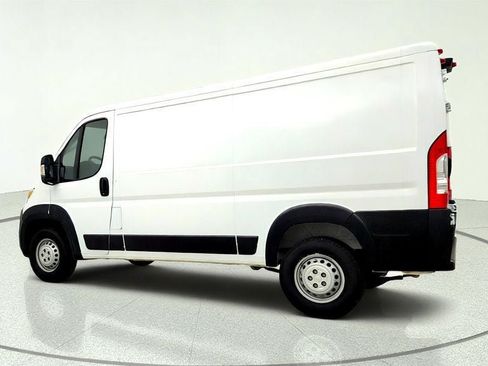 Used 2025 RAM ProMaster 2500 w/ Convenience Group FWD image 7