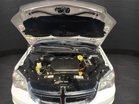 Used 2019 Dodge Grand Caravan SXT FWD image 20