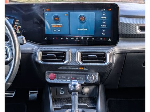 Used 2024 Ford Mustang Premium image 20