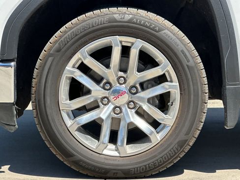 Used 2021 GMC Sierra 1500 SLT AWD/4WD image 12