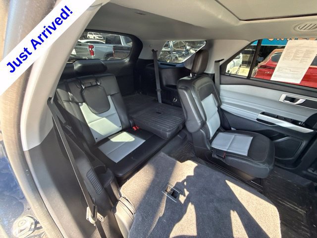 Used 2022 Ford Explorer XLT w/ Equipment Group 202A RWD image 32