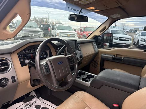 Used 2016 Ford F350 Lariat w/ Lariat Interior Package image 11