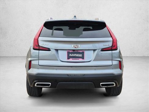 Used 2024 Cadillac XT4 Premium Luxury image 7