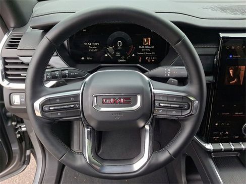 Certified 2025 GMC Acadia Elevation image 18