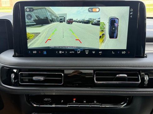 New 2026 Lincoln Aviator AWD image 14