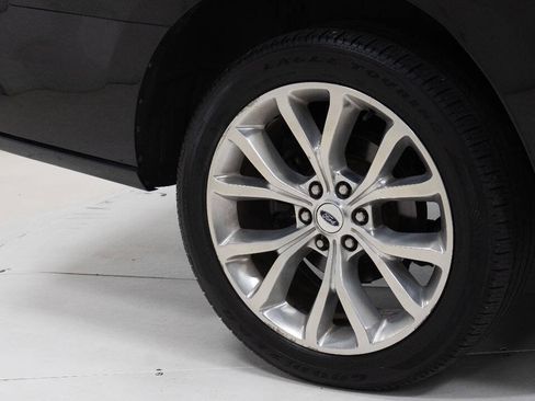 Used 2019 Ford Expedition Platinum RWD image 86