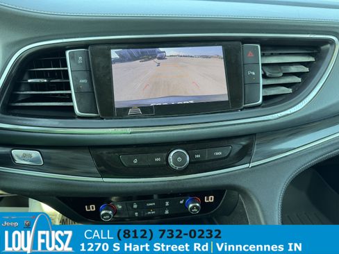 Used 2020 Buick Enclave Essence AWD/4WD image 28