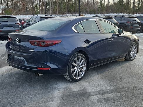 Used 2021 MAZDA MAZDA3 s image 2