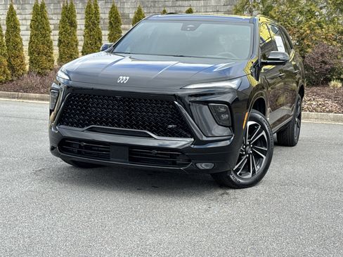 New 2026 Buick Enclave Sport Touring w/ Power Package image 5