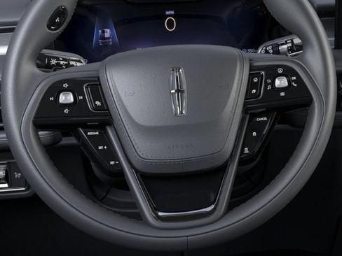 New 2026 Lincoln Aviator AWD image 13