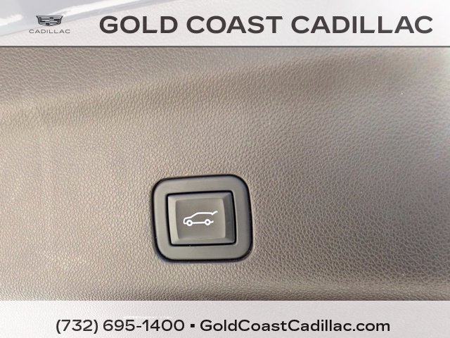Certified 2023 Cadillac Escalade ESV Premium Luxury w/ Performance Package AWD/4WD image 18