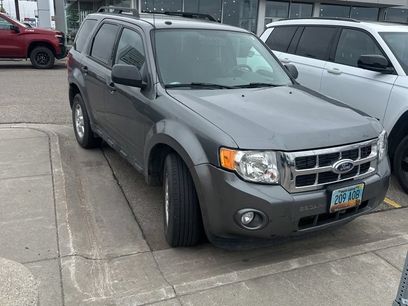 Used 2011 Ford Escape XLT w/ Class II Trailer Tow Pkg