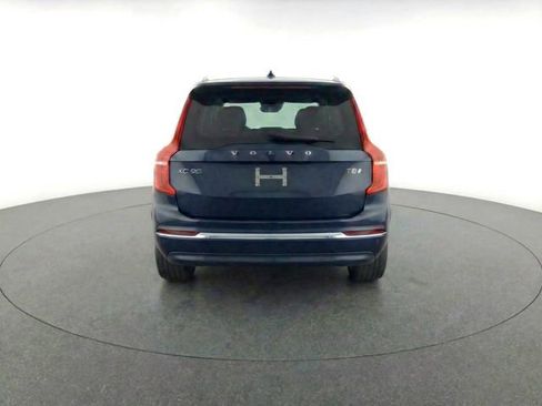 Certified 2025 Volvo XC90 T8 Plus w/ Protection Package Premier image 42