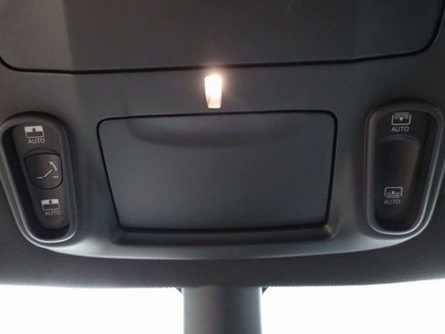 New 2026 Chrysler Pacifica Select image 25