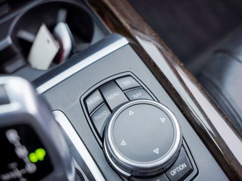 Used 2016 BMW X5 xDrive35d image 29