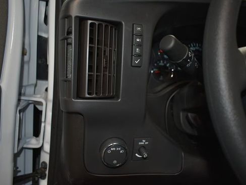 New 2026 Chevrolet Express 2500 w/ Driver Convenience Package RWD image 22