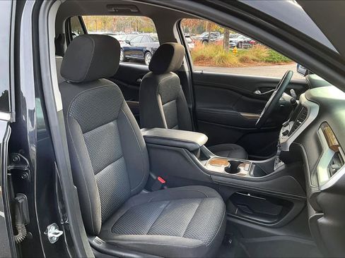 Used 2020 GMC Acadia SLE w/ LPO, Floor Liner Package image 8