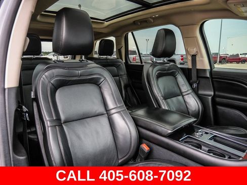 Used 2022 Lincoln Aviator Reserve w/ Equipment Group 201A AWD/4WD image 72