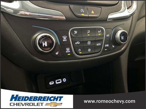 Certified 2024 Chevrolet Equinox LT image 23
