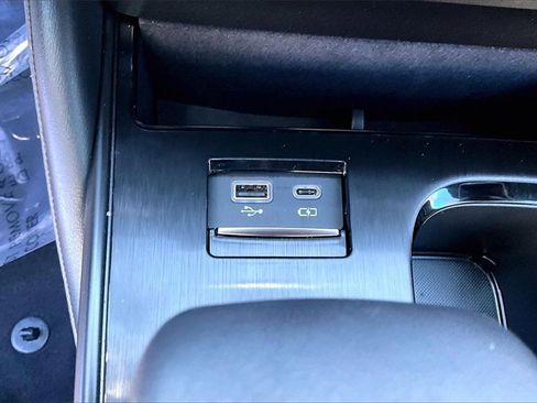 Used 2025 Lexus ES 350 Ultra Luxury w/ Accessory Package (Z2) image 16