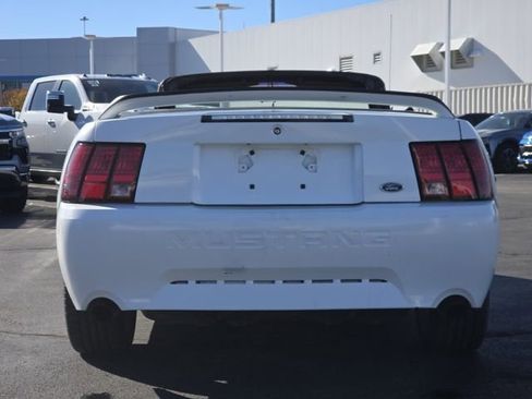 Used 2000 Ford Mustang GT image 12