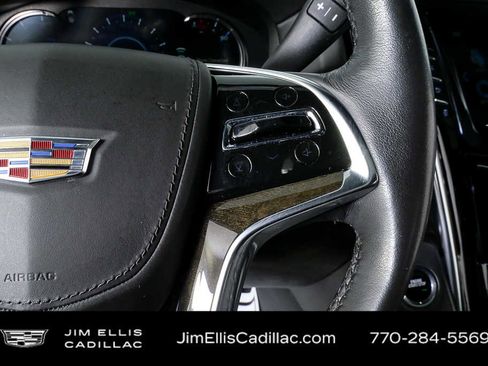 Used 2020 Cadillac Escalade ESV Platinum image 11