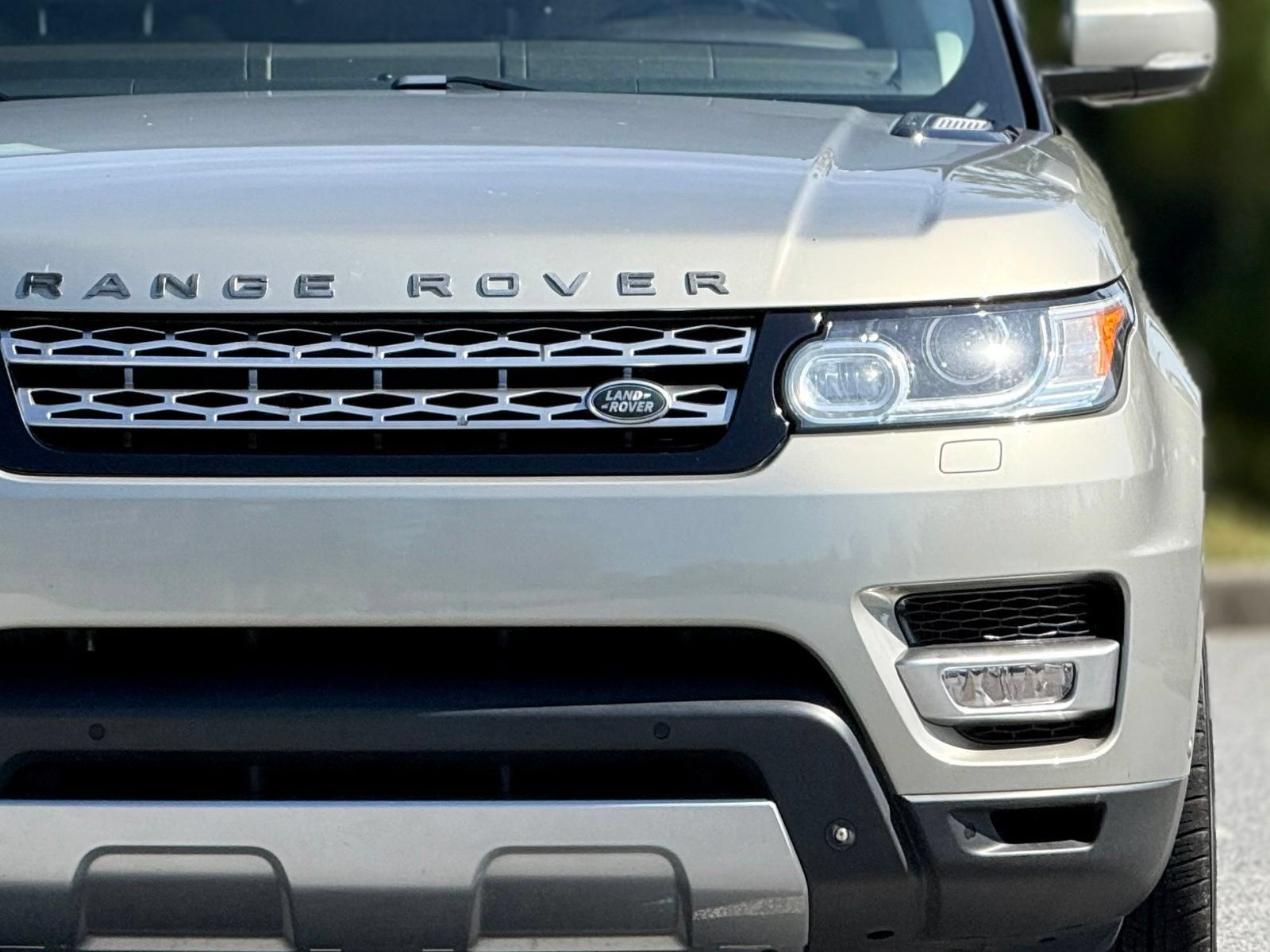 Used 2014 Land Rover Range Rover Sport Supercharged AWD/4WD image 15
