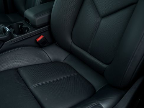 New 2025 Porsche Macan image 22
