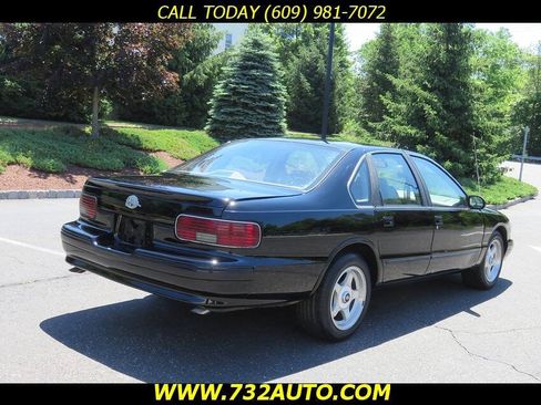 Used 1995 Chevrolet Impala SS RWD image 12