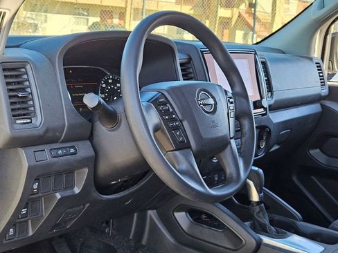 Used 2022 Nissan Frontier S w/ Technology Package image 2