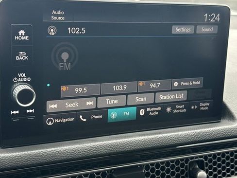 Used 2022 Honda Civic Touring image 14