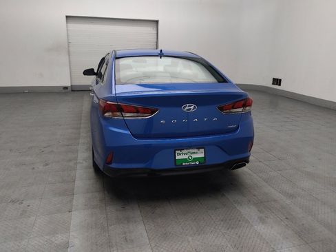 Used 2018 Hyundai Sonata Limited image 6