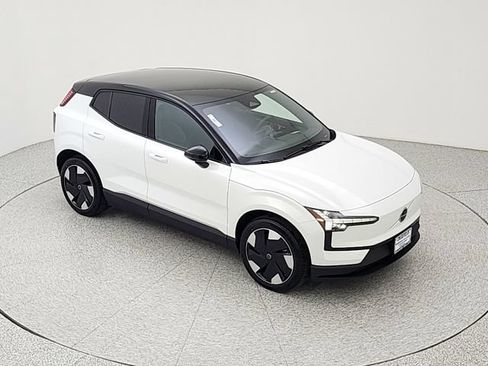 New 2026 Volvo EX30 Plus w/ Protection Package Premier AWD/4WD image 15