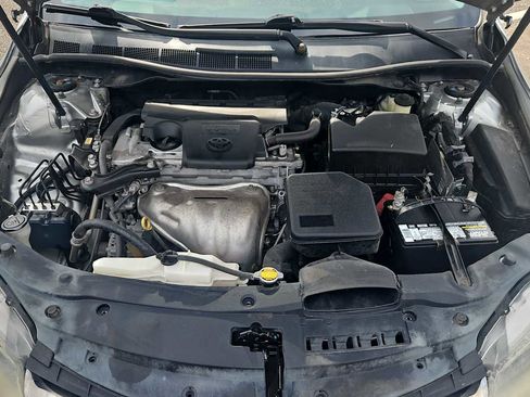 Used 2015 Toyota Camry SE image 18