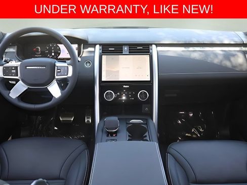 Used 2025 Land Rover Discovery Dynamic SE AWD/4WD image 13