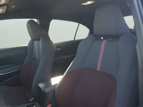 Used 2024 Toyota Corolla SE image 29