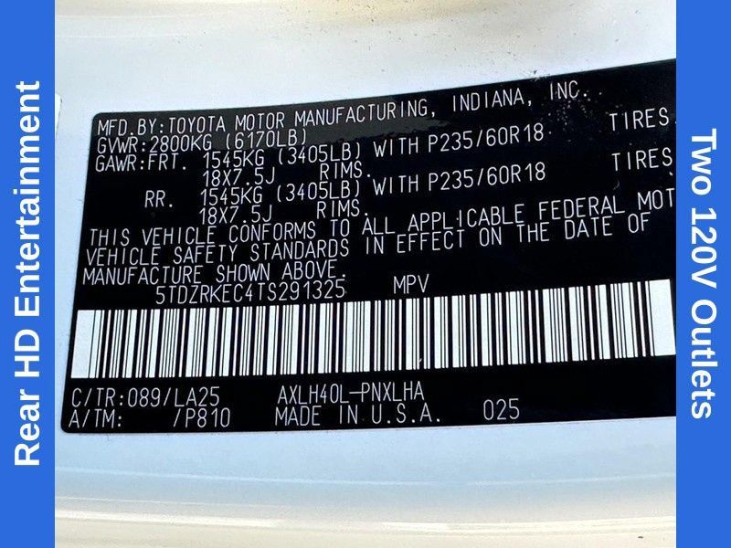 Used 2026 Toyota Sienna Limited FWD image 32