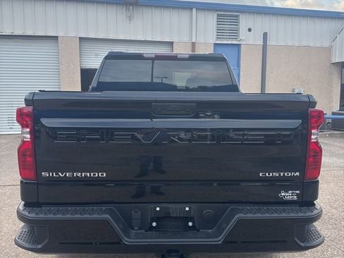 Used 2026 Chevrolet Silverado 1500 Custom image 4