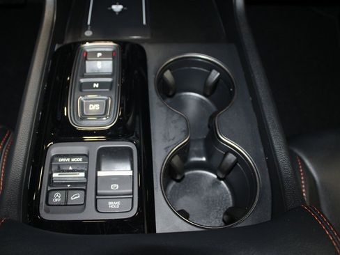 Used 2025 Honda Pilot TrailSport image 36