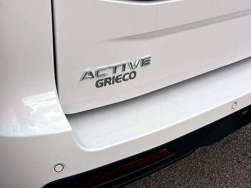 Used 2025 Ford Expedition Active AWD/4WD image 32