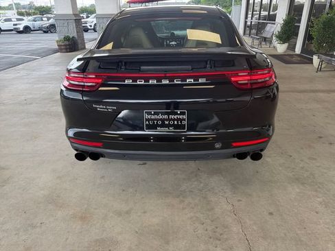 Used 2019 Porsche Panamera RWD image 26