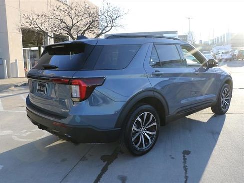 New 2026 Ford Explorer ST-Line image 5
