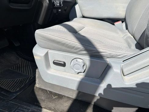 Used 2014 Ford F150 XLT w/ Equipment Group 302A Luxury AWD/4WD image 46